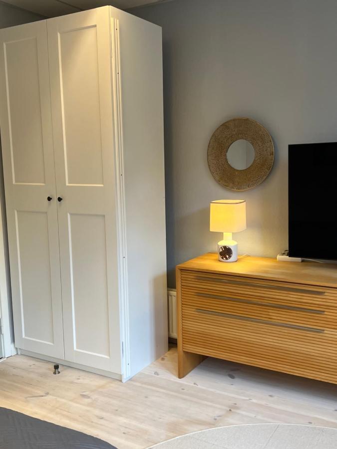 Bed and Breakfast Apothekergaarden Stege Stuen Mod Gardhaven Экстерьер фото